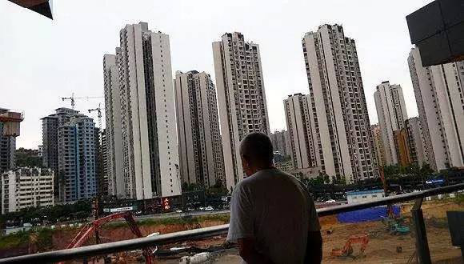 人口负增长，二手房价格下降，北京天价楼市谁接盘？