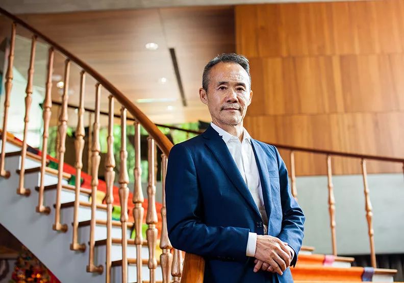 王石，發新書可以，但不能把個人形象再輸了