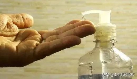 疫情之後，當你看到迪奧的洗手液時，會想起有一個國家曾為你拼死一戰嗎？