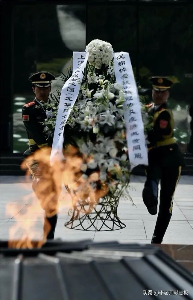 中國&ldquo;吹哨&rdquo;是烈士，美國&ldquo;吹哨&rdquo;被撤職！