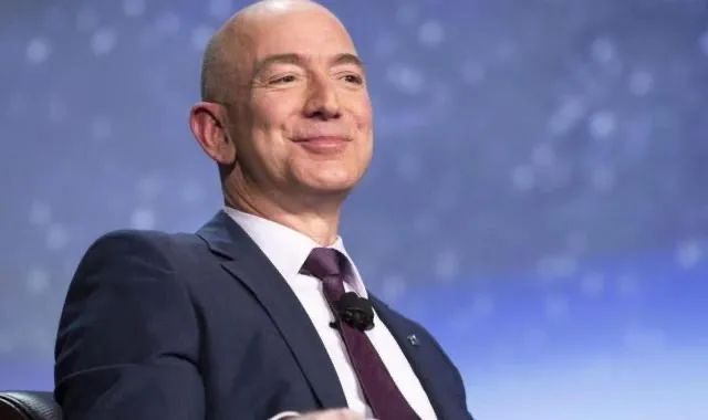 新冠暴露美國民族熔爐真相：熔化的是美國黑人，溫暖的是權貴階層