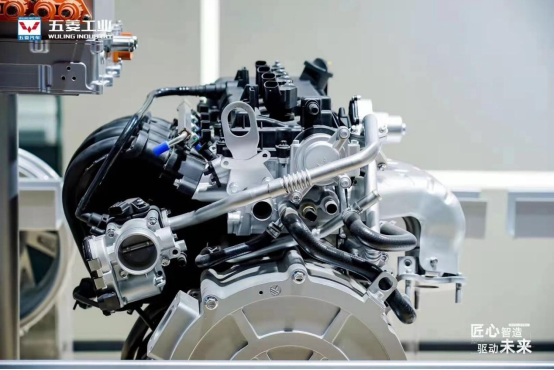 “菱擎”混动系统全球首发，五菱汽车再添发展“新引擎”