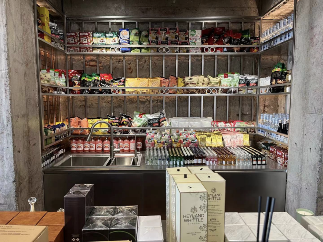 探访话梅安福路旗舰店：打造咖啡+零售空间，旧店或将改为旗下柠檬茶品牌