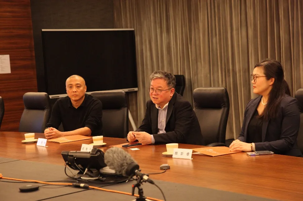 香港首个基础大模型与凤凰卫视旗下机构达成战略合作