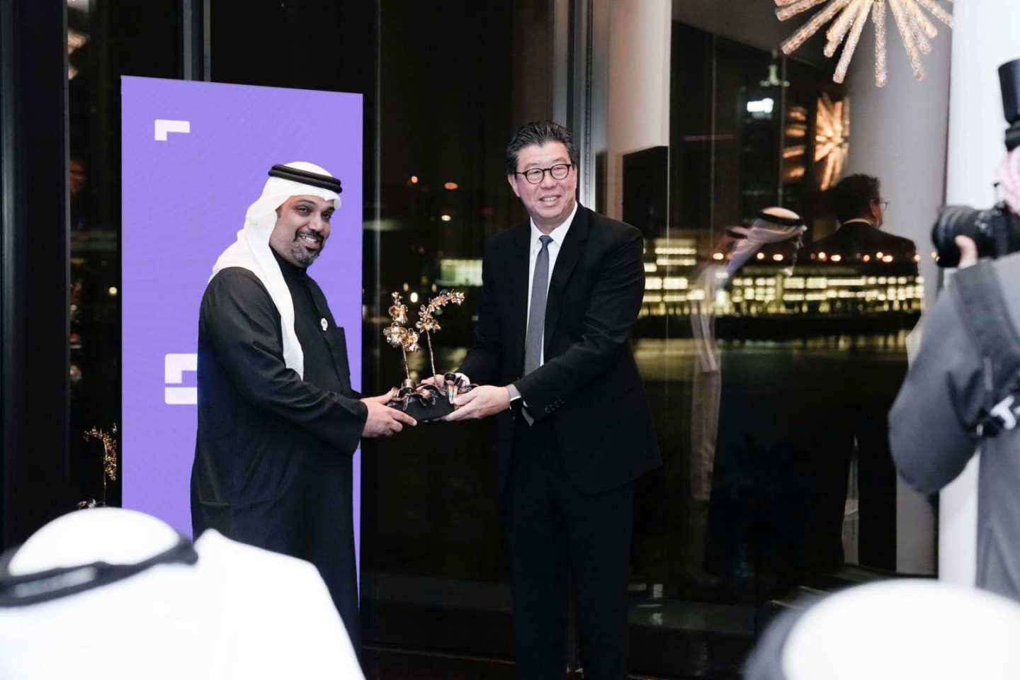 新加坡海灣銀行：擁抱加密貨幣與合規框架下的新型銀行服務