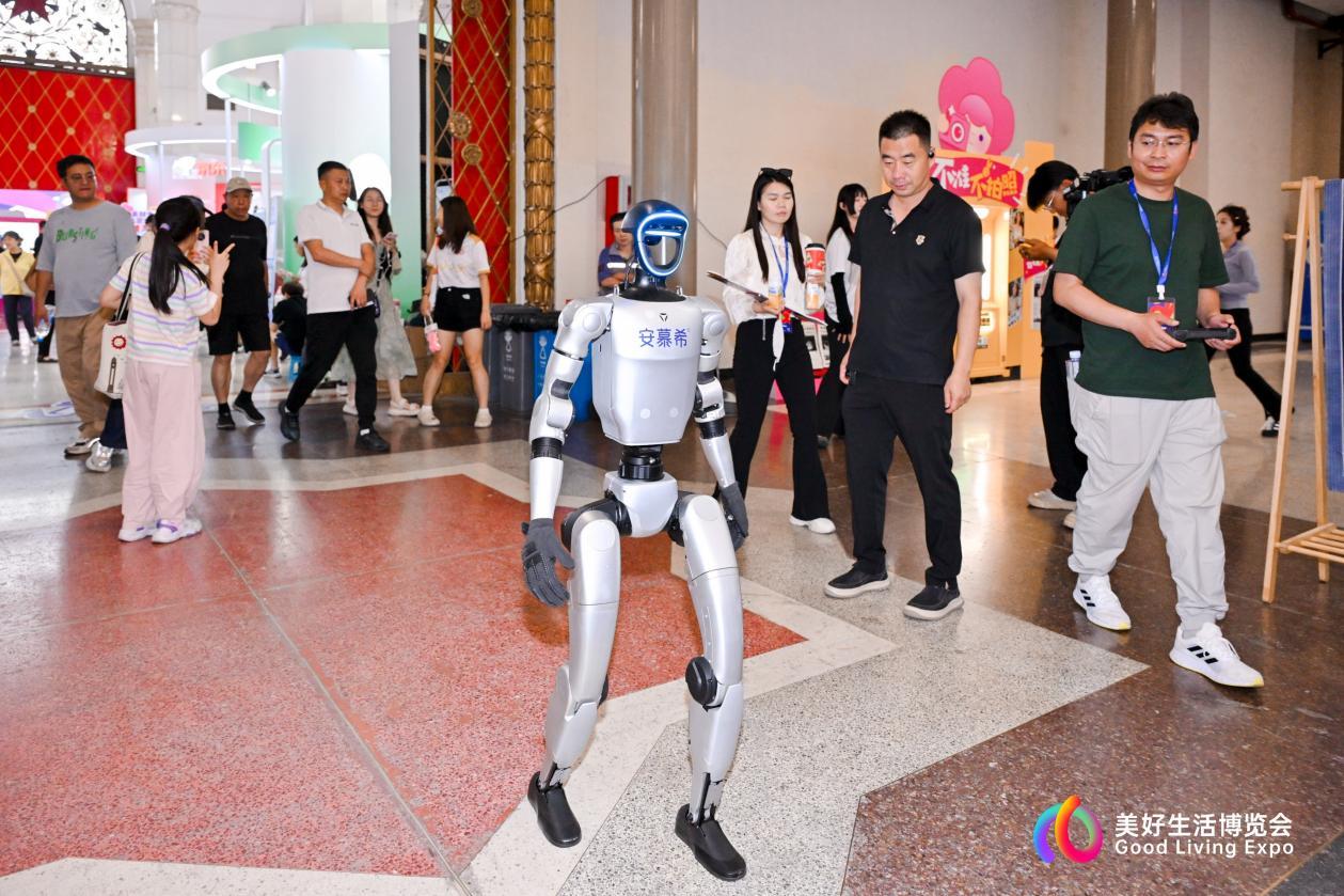 守窯火，釀時光，磨鋒芒，播星光，這里有中國人的「美好生活」答卷
