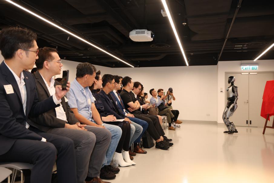 香港環球教育交流中心聯手優必選啓動AI+機器人「產學研」跨界生態