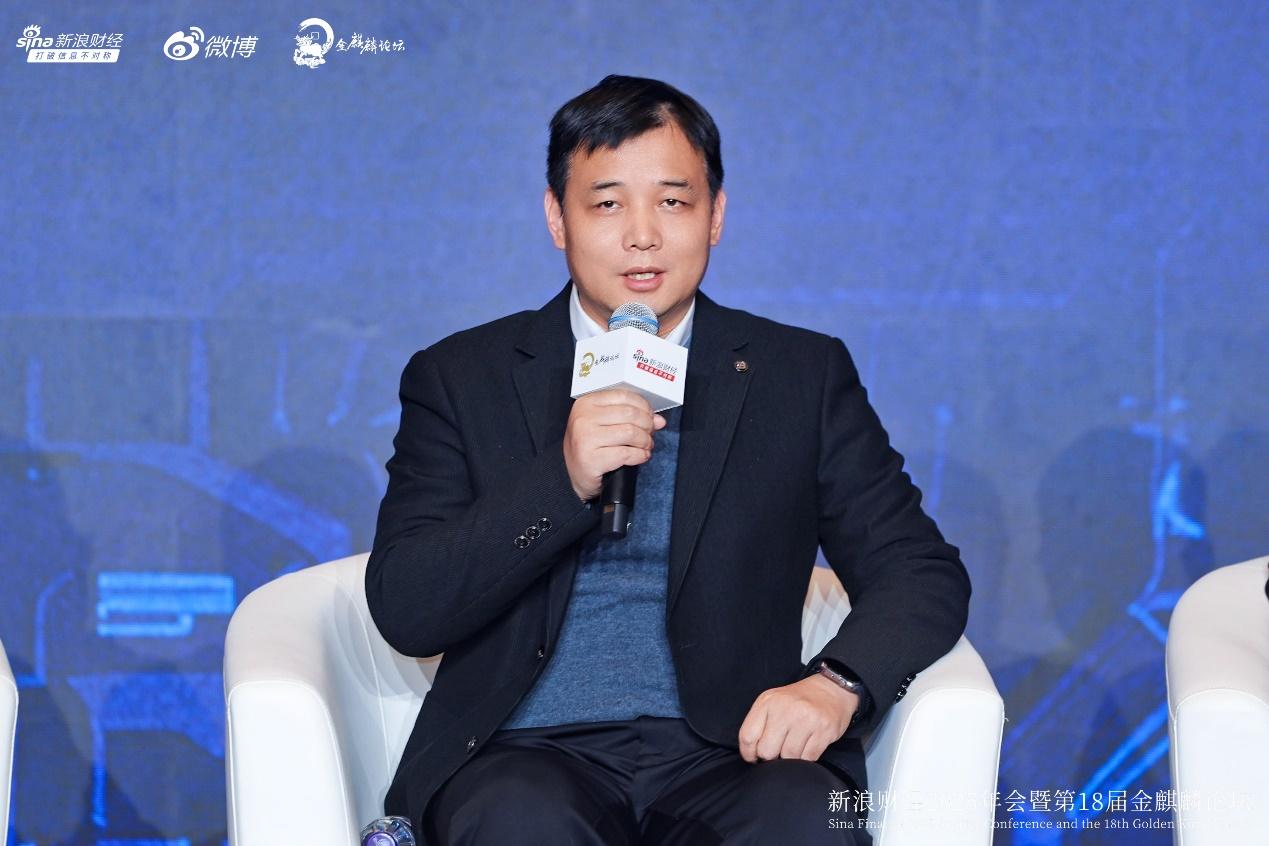 「有短板！」91歲網紅院士給AI「潑冷水」，人類仍有優勢？| 2025科技風雲榜