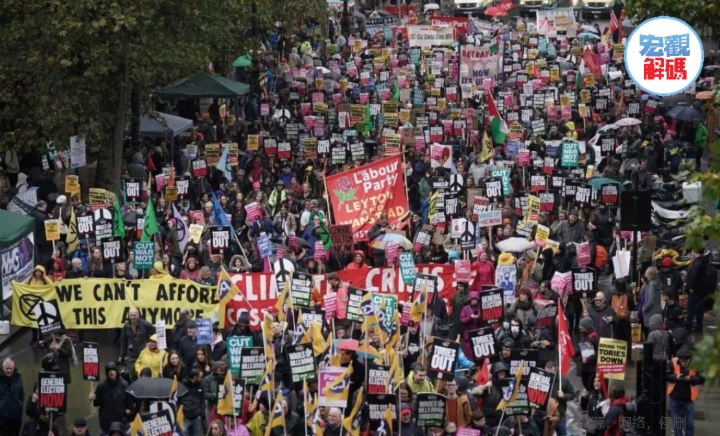 伦敦再爆大游行，英国经济或面临长期衰退